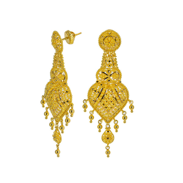 22K Yellow Gold Long Necklace & Earrings Set W/ Nath Nose Ring & Filigree Designs | 


When in doubt, go for the gold and look for the most elaborate designs you can find like this ...