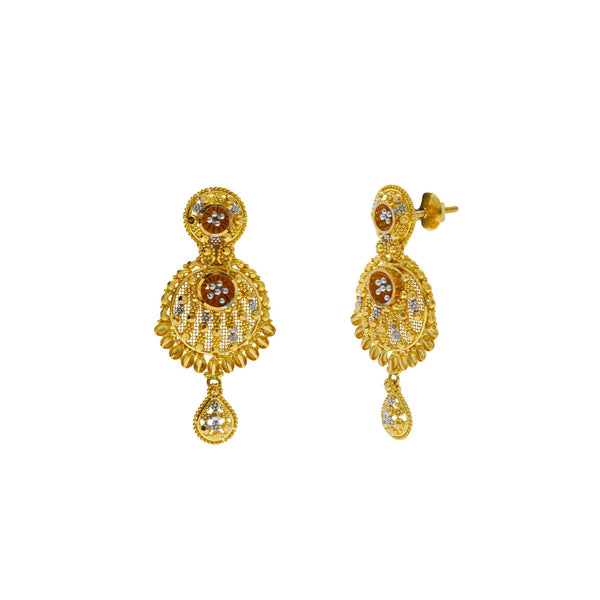 22K Gold Multi Tone Gold Meenakari Drop Earrings W/ Shield Design & Feather Accents | 


Enjoy the beauty of brilliant gold colors blended into classic fine jewelry designs such as th...