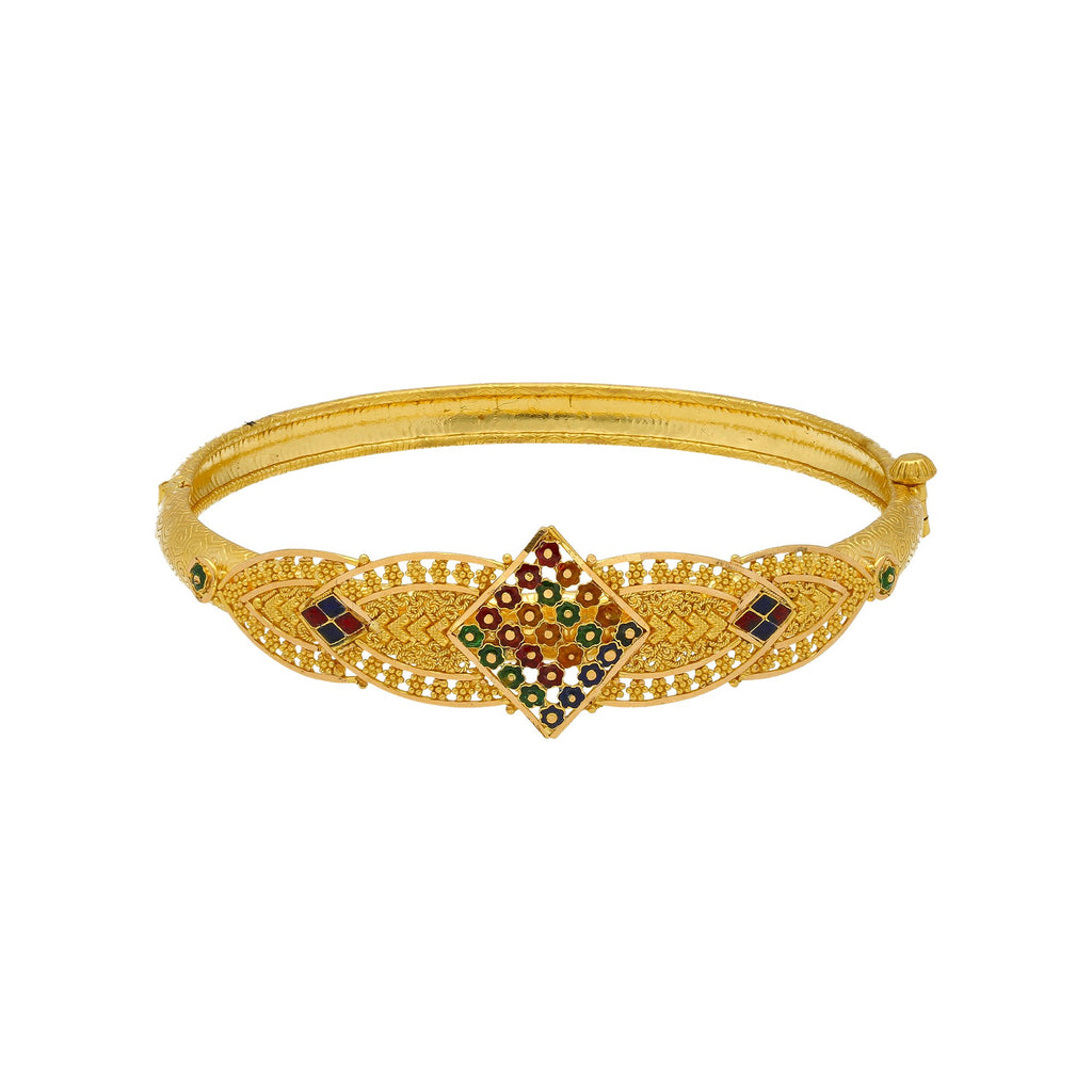 22K Yellow Gold Meenakari Bangle W/ Rhombus Accents | 


Be bold with the colorful accents of this 22K yellow gold meenakari bangle from Virani Jeweler...