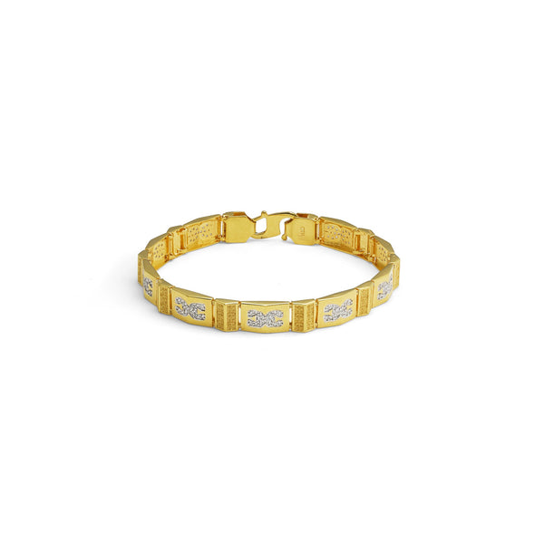 22K Multi Tone Gold Men's Bracelet W/ Watch Link Band & Double "C" Accents | 



Discover the endless combinations of masculine-chic looks that can be created with special pi...