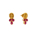 22K Yellow Gold Temple Gem Drop Studs | 


Add of pop of color to outfits with our 22K Gold Temple Gem Drop Studs! These dainty indian go...