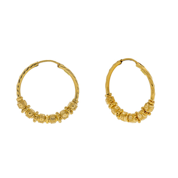 22K Yellow Gold Hoop Earrings W/ Spotted Gold Beads | 


Make a significant statement of luxury with unique fine jewelry pieces such as these 22K multi...