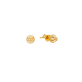 22K Yellow Gold Pointed Ribbed Studs | 



Make a maximum statement with subtle pieces such as this radiant pair of 22K yellow gold stud...