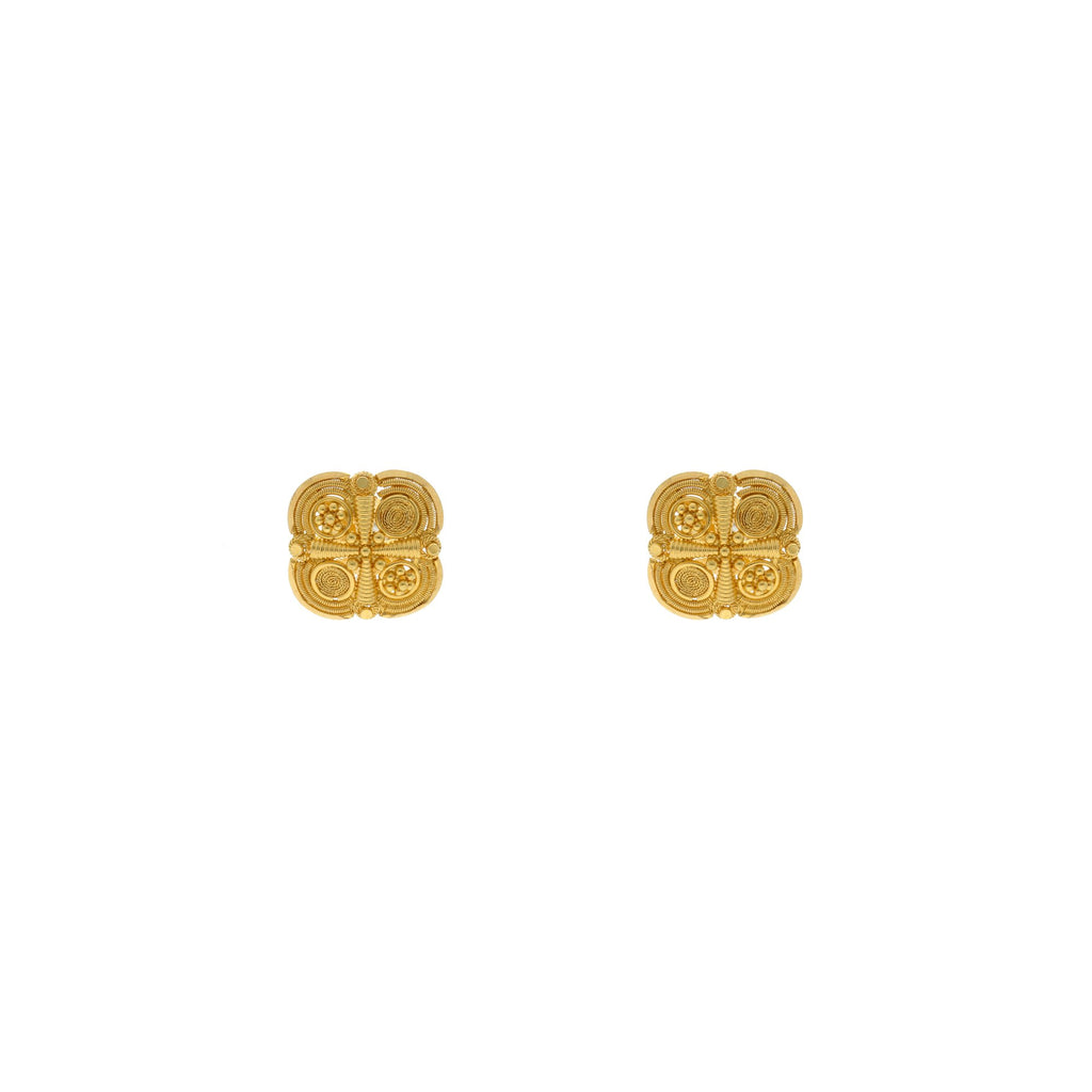22K Yellow Gold Exotic Square Shaped Stud Earrings, 3.7 grams | 


These sleek and trendy gold earrings are interestingly styled in an unique way and complement ...