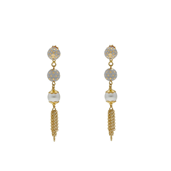 22K Multi Tone Gold Drop Earrings W/ Pearls, Gold Balls & Tassel Accents | 


Grace your favorite formal and dressy looks with the elegance of gold and pearls like this pai...