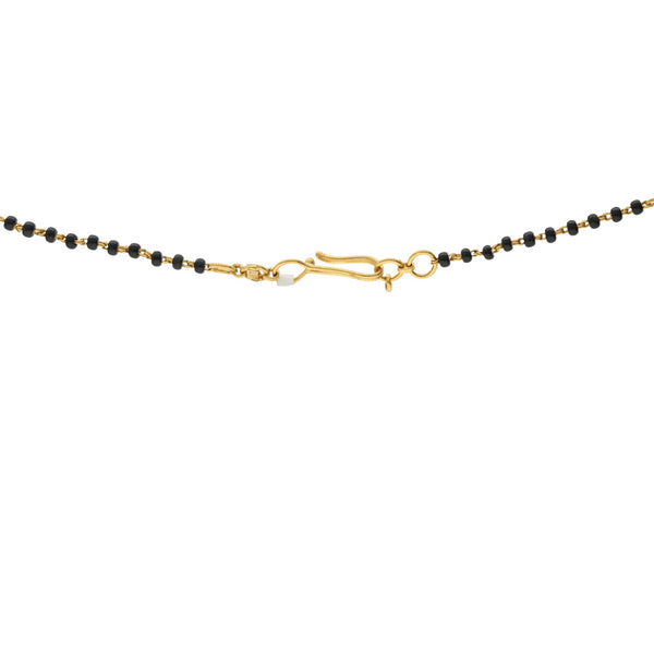 An image of the hook-in-eye clasp on the Trinity Mangalsutra 22K gold chain necklace from Virani Jewelers. | Accentuate your modern elegance with the 22K Gold Trinity Mangalsutra Chain Necklace from Virani ...