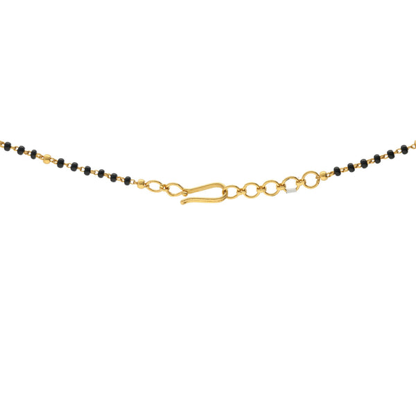 An image of the hook-in-eye clasp on the Jaya Mangalsutra 22K gold chain necklace from Virani Jewelers. | Celebrate Indian culture with the 22K Gold Jaya Mangalsutra Chain Necklace from Virani Jewelers!
...