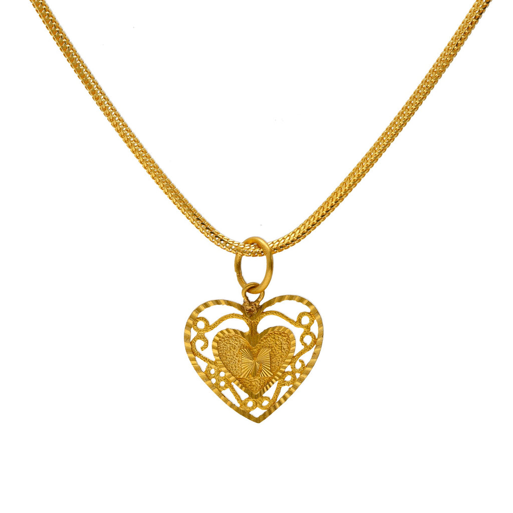 22K Yellow Gold Filigree Art "M" Pendant | 
The 22K Yellow Gold Filigree Art 