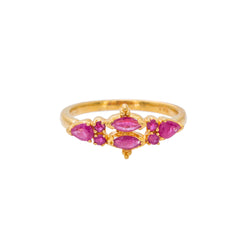 22K Yellow Gold Ruby Ring W/ Elegant Horizontal Prong Set Design