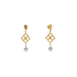 22K Yellow Gold Singapore set with Earrings | 


Oodles of traditional charm with a hint of modernity, this necklace exudes the right balance o...