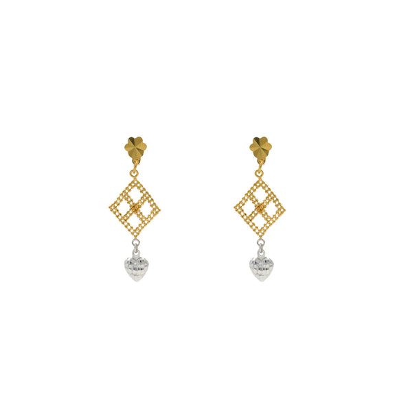 22K Yellow Gold Singapore set with Earrings | 


Oodles of traditional charm with a hint of modernity, this necklace exudes the right balance o...