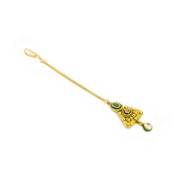 22K Yellow Gold Tikka W/ Kundan & Ornate Triangle Pendant |  22K Yellow Gold Tikka W/ Kundan & Ornate Triangle Pendant for women. This elegant piece is e...