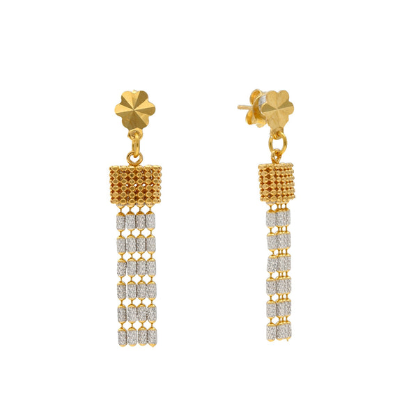 22K Yellow Gold Chandelier Jewelry Set | 
The 22K Yellow Gold Chandelier Jewelry Set from Virani Jewelers is pure luxury. This simple and ...