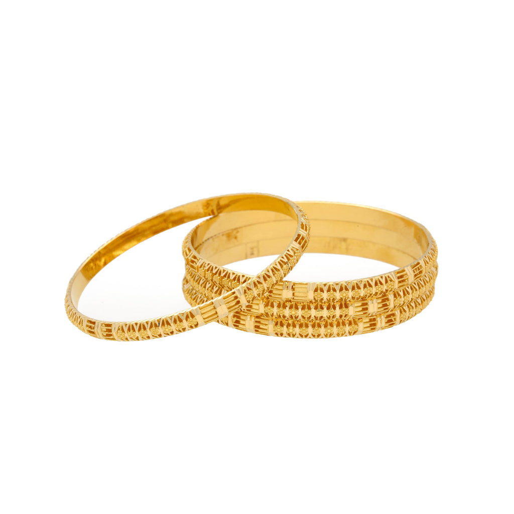 22K Gold Bangles Set of Four, 42.7gm | 


Exuding timeless charm and grace, this pair of 22K gold bangles is suited to complement all tr...