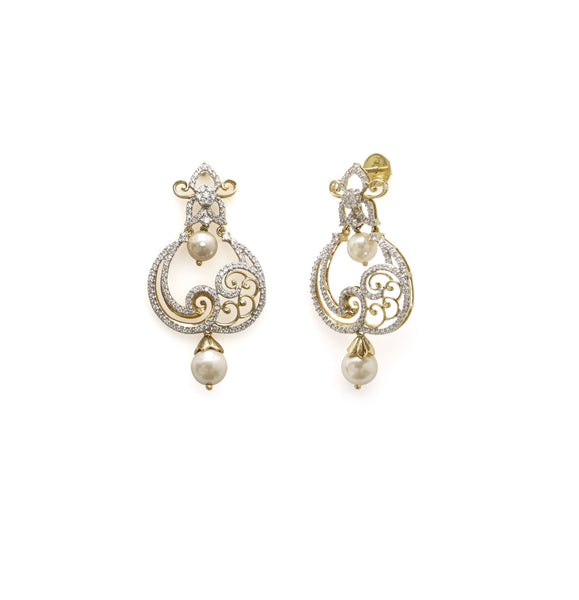 18K Yellow Gold Diamond Chand Bali Earrings W/ 1.49ct VS Diamonds, Pearls & Paisley Design | Elegance precedes you in the form of certified diamonds and seamless design with these beautiful ...