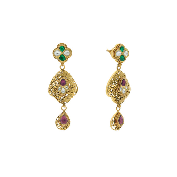 22K Yellow Gold Exquisite Hanging Earrings Finished W/ Kundan, 16.7 grams | 


Highlight your elegance and style with this carefully crafted gold earrings! This classic pair...