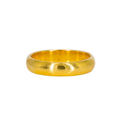 22K Yellow Gold Ring W/ Thick Round Band